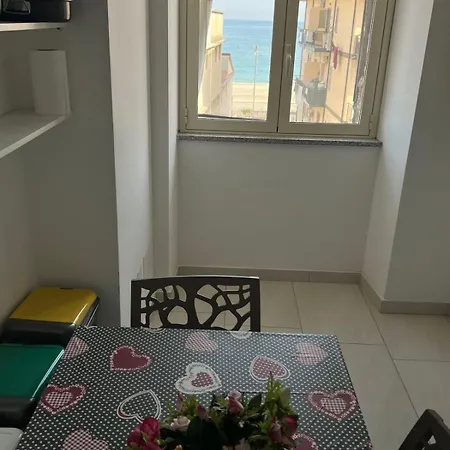 Apartament Luna, Sea View *